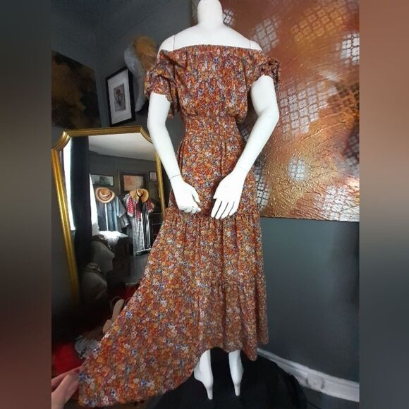 Floral Bohemian Ruffled Maxi Dress - Picture 2 of 16